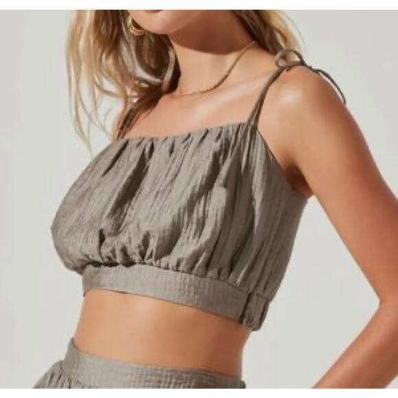 NEW ASTR the label 298385 Women Terra Bella Top  Mushroom - Size Medium - Picture 5 of 5